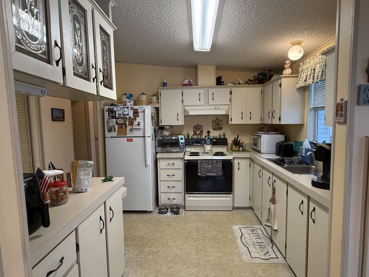 348 Buttonwood Drive