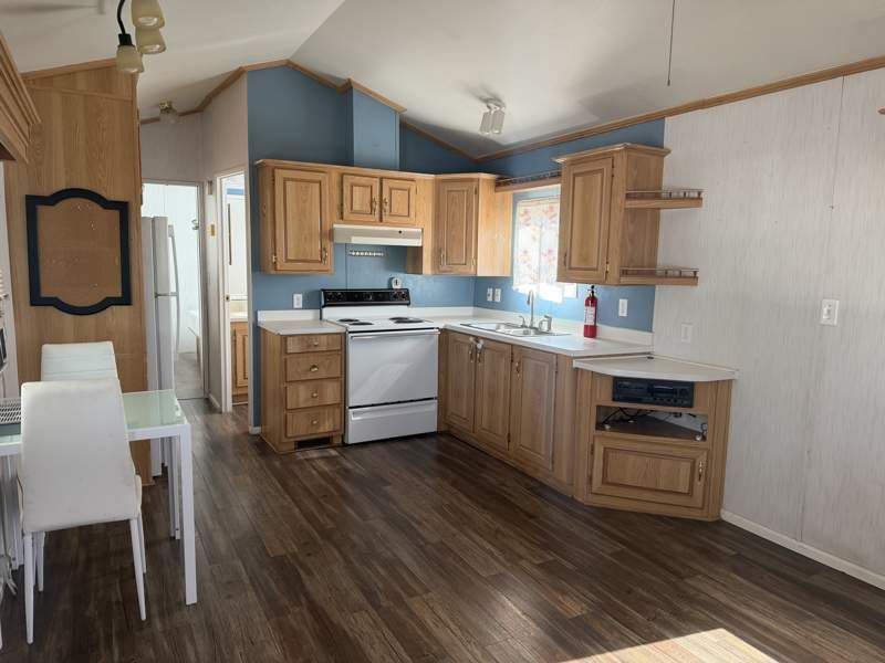 146 N. Merrill Rd. #054