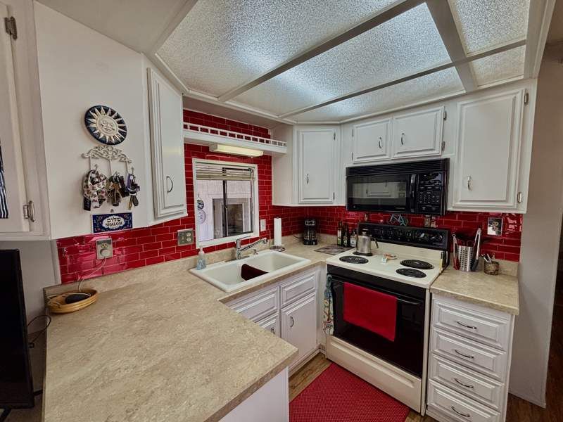 146 N. Merrill Rd. #001