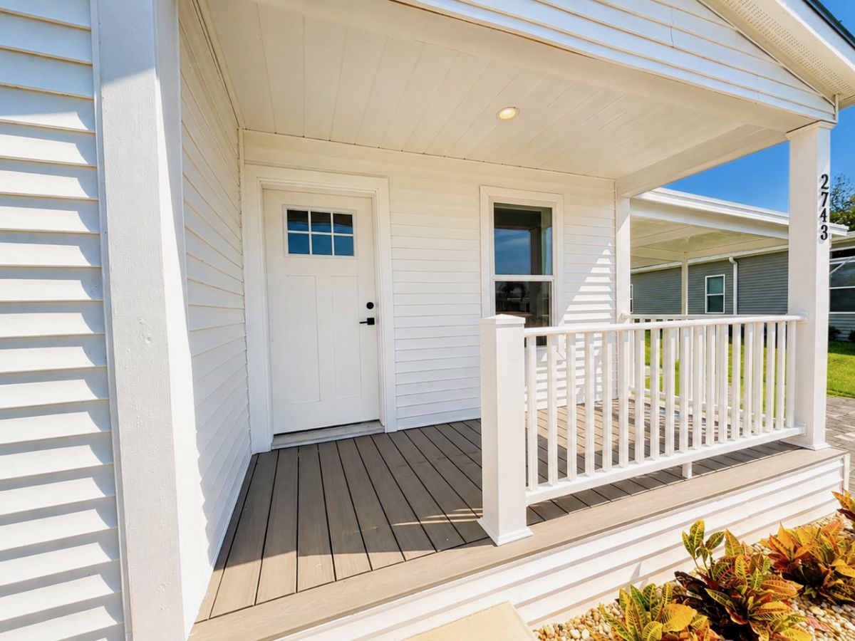 2743 PIER DR