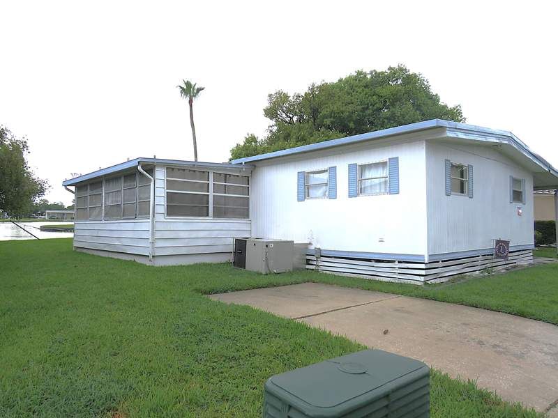 1065 Frangipani Ln.