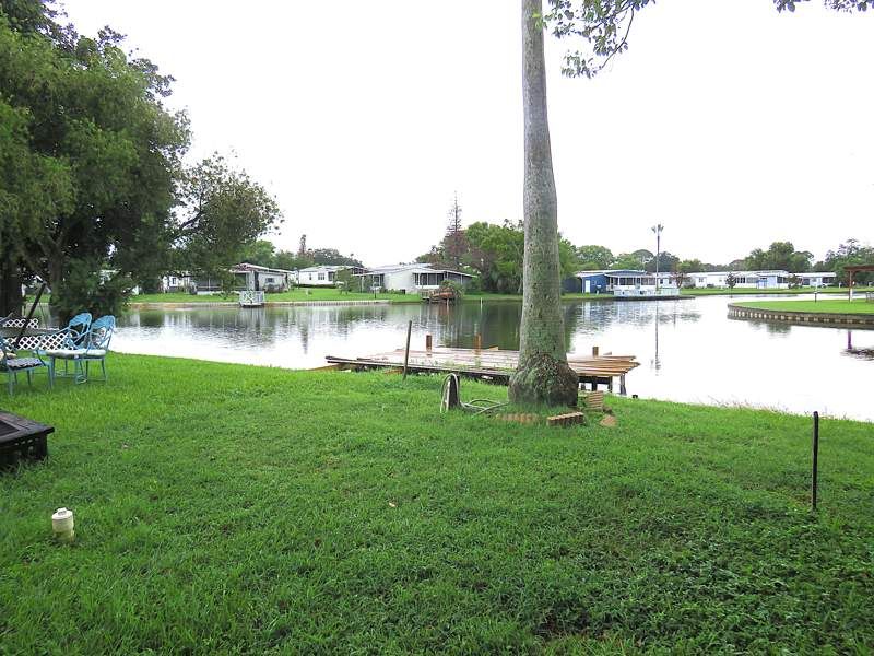 1065 Frangipani Ln.