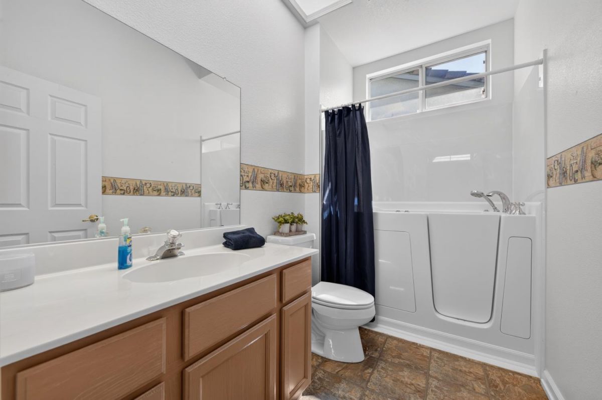 4619 Wanderlust Loop