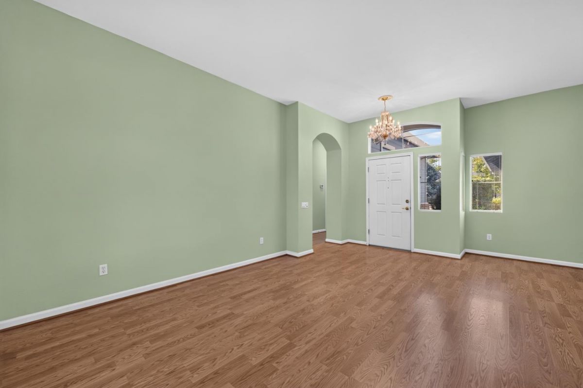 4619 Wanderlust Loop