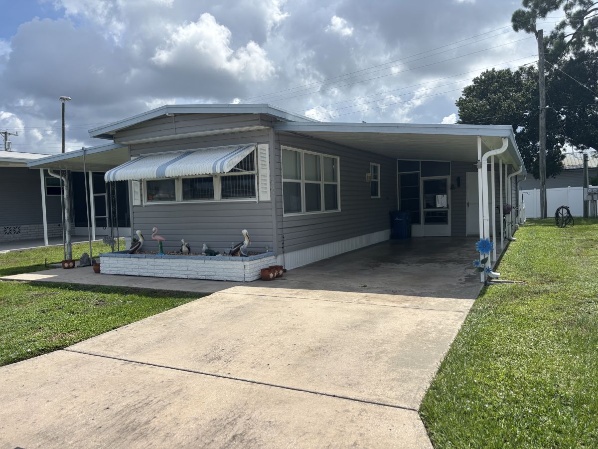 3901 Bahia Vista St. #704