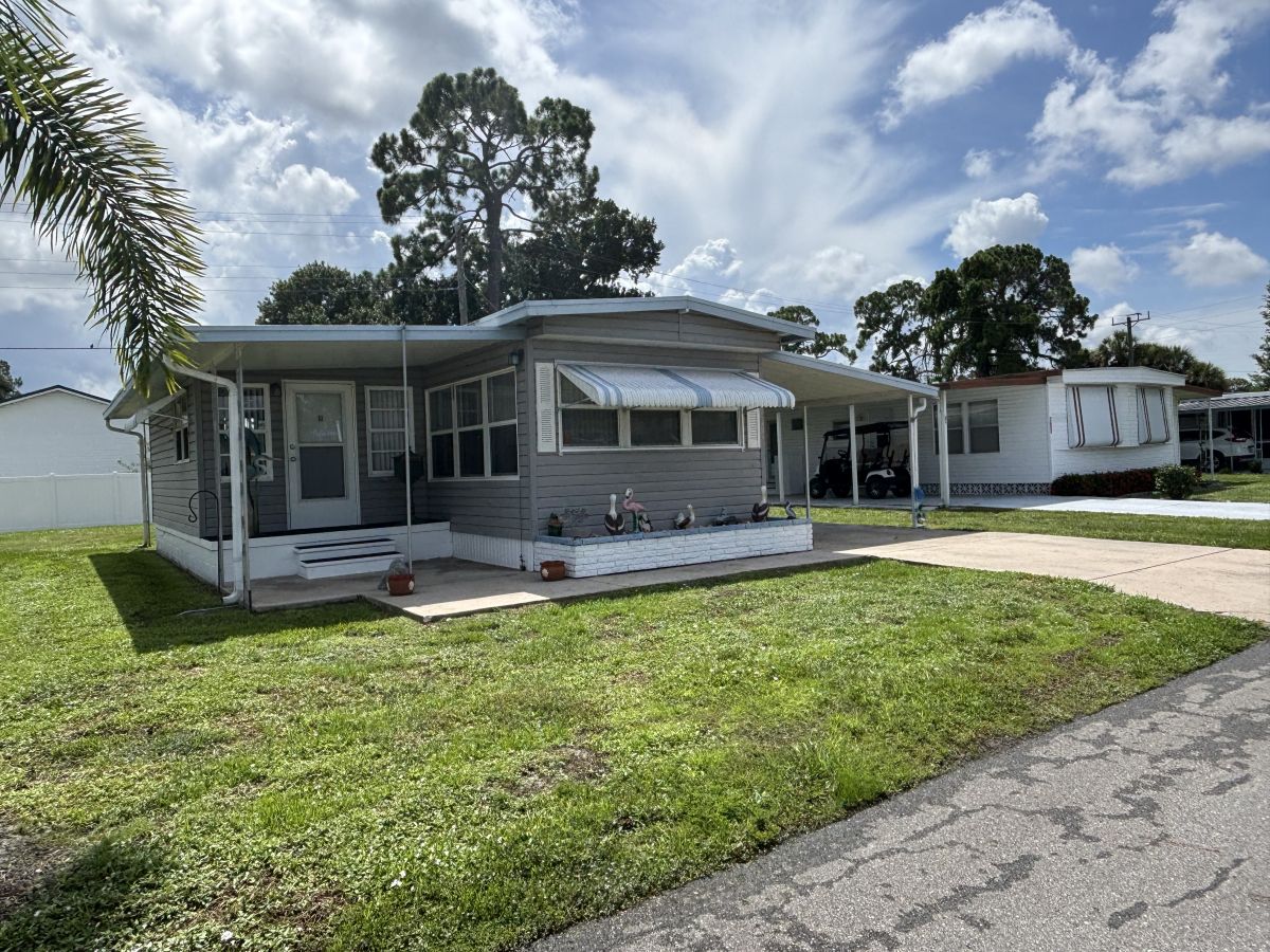 3901 Bahia Vista St. #704