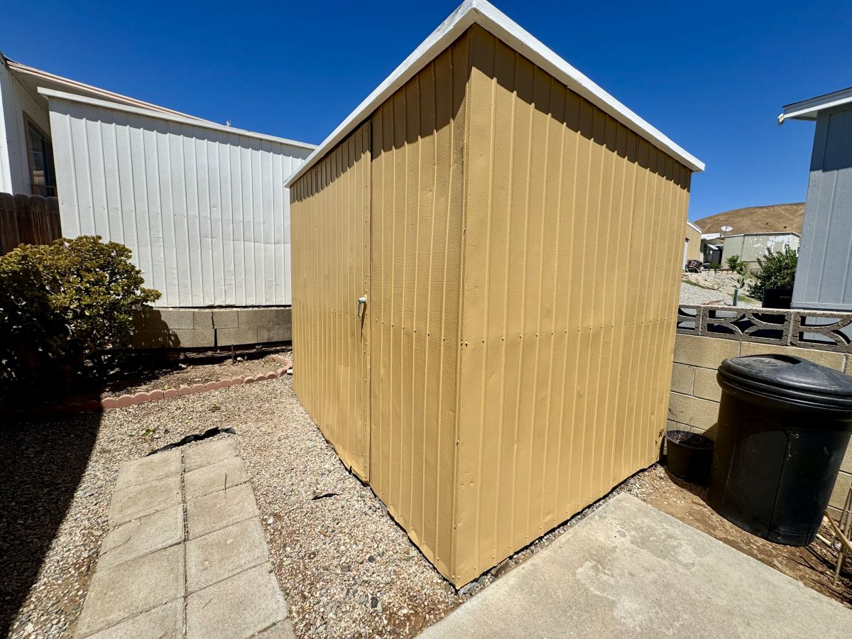 2200 W Wilson St # 059