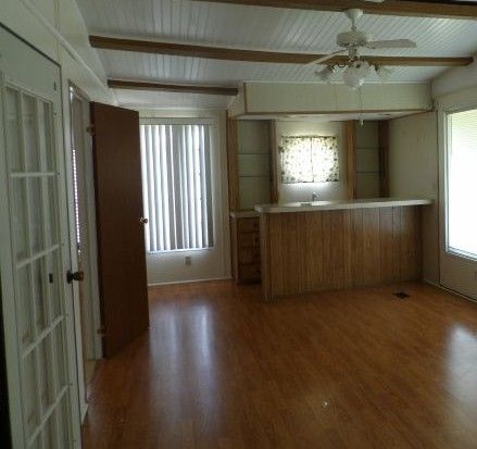 2692 NE Hwy 70, #2