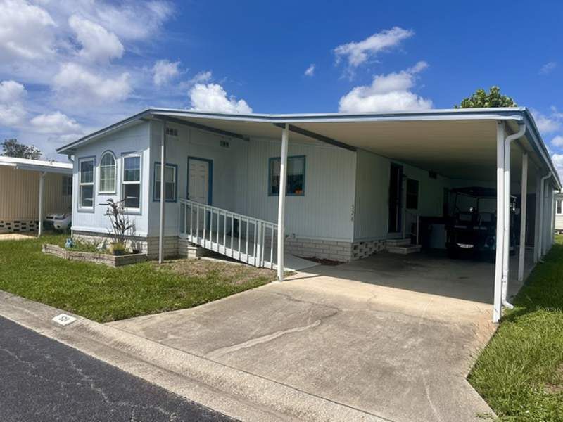 5200 28th Street North, #528