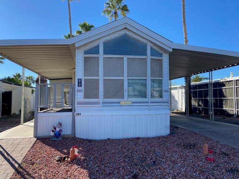 305 S. Val Vista Drive #104