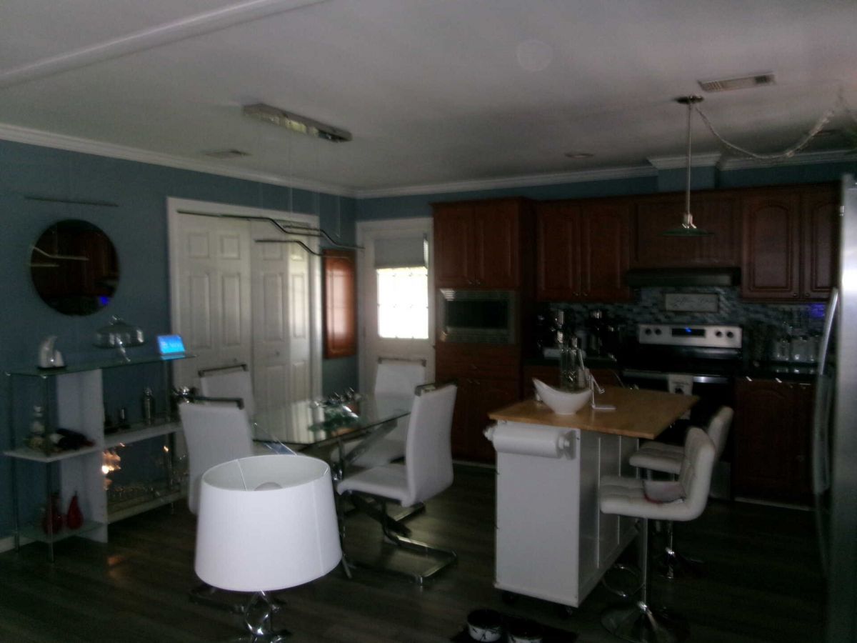 1811 Amberwood Drive