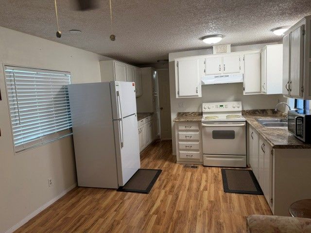 146 N. Merrill Rd. #140