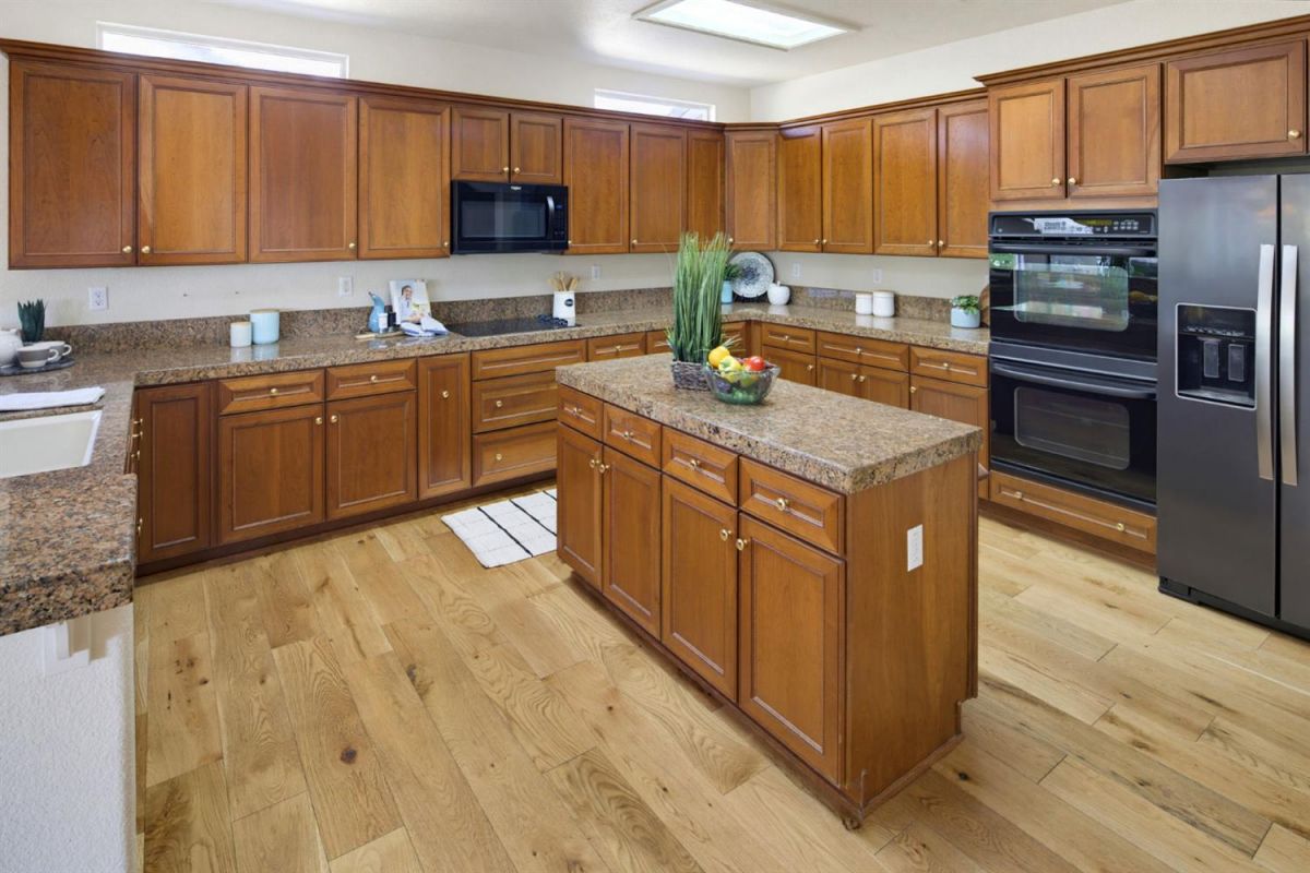 2603 Woodacre Lane
