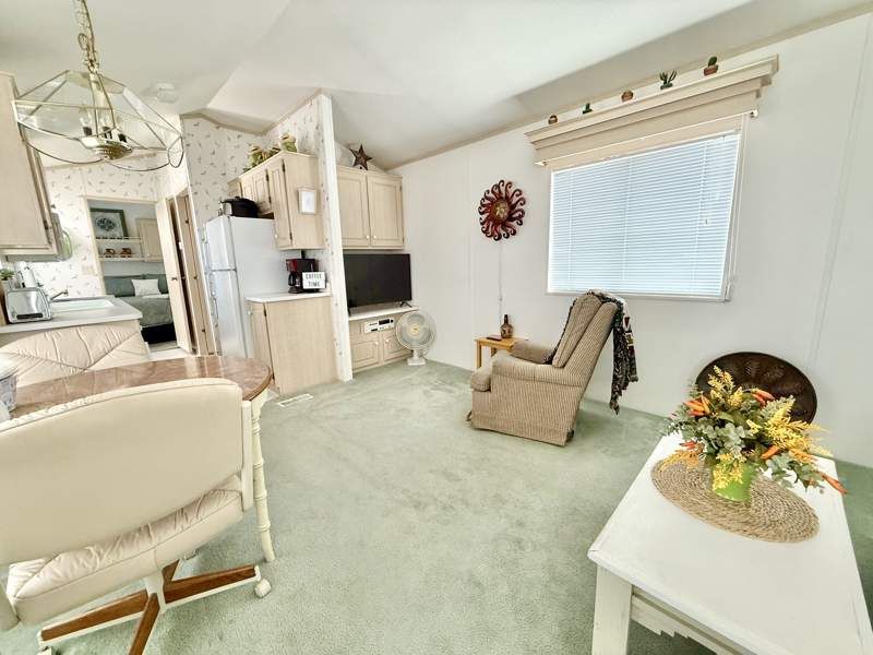 10442 N Frontage Rd #227