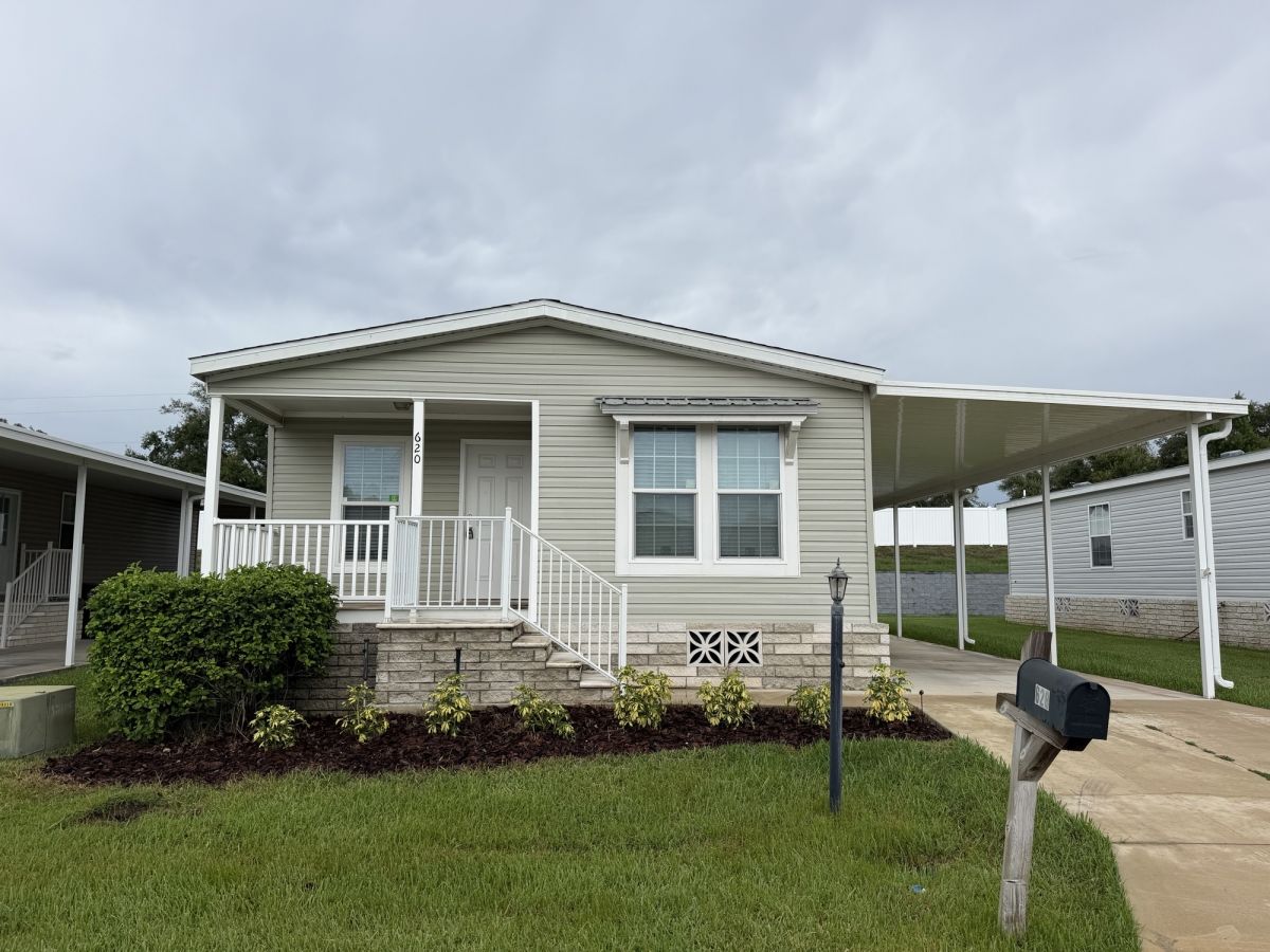 3000 US HWY 17/92 W LOT #620