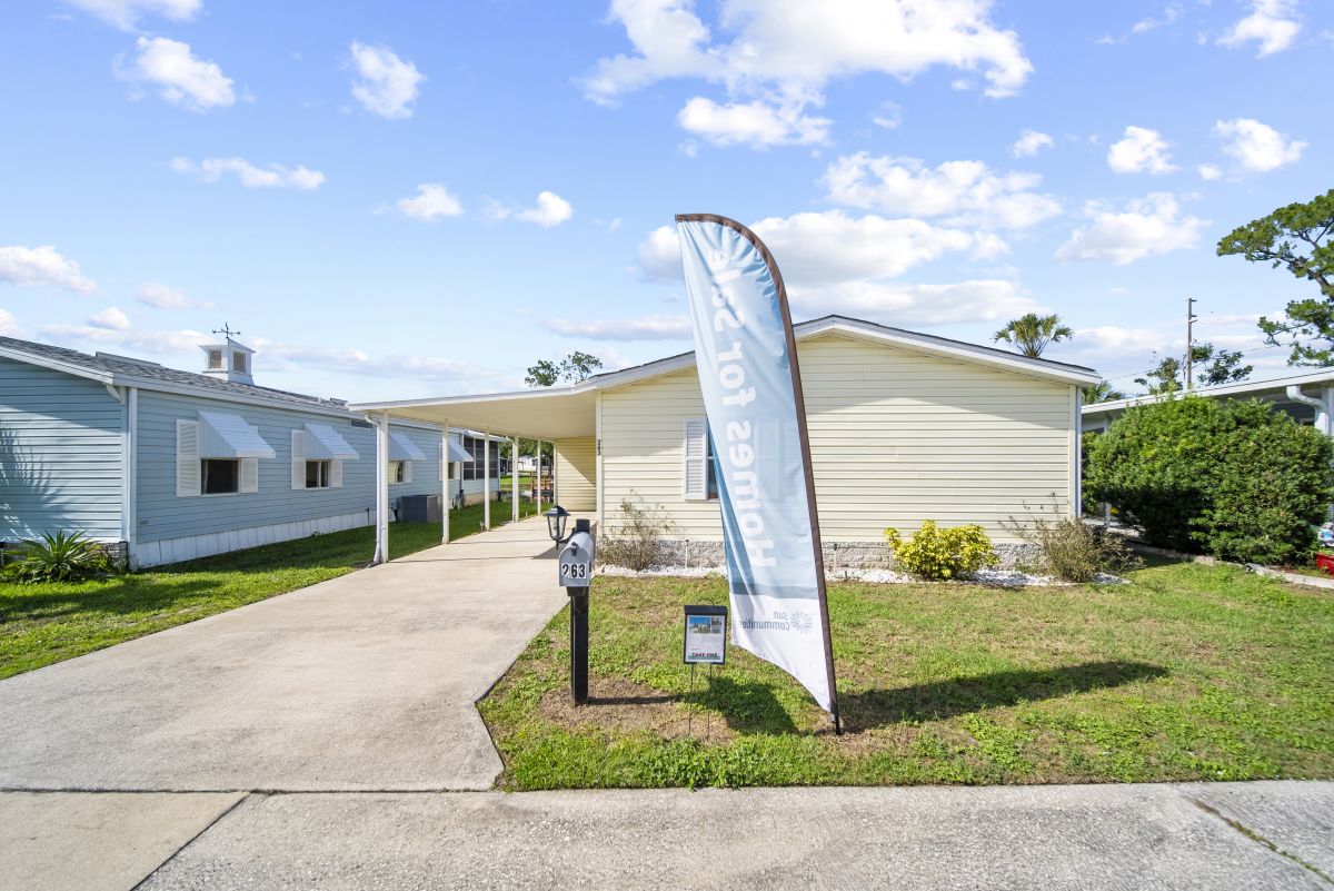 3000 US HWY 17/92 W, LOT #263
