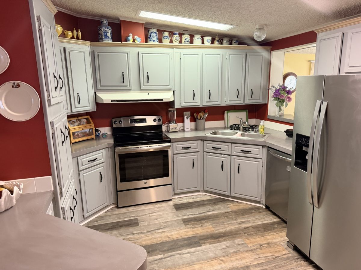 216 Golf View Dr