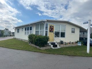 1902 Onaka Drive