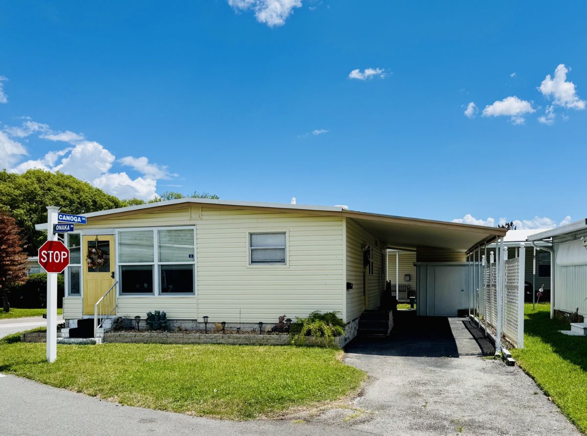 1902 Onaka Drive