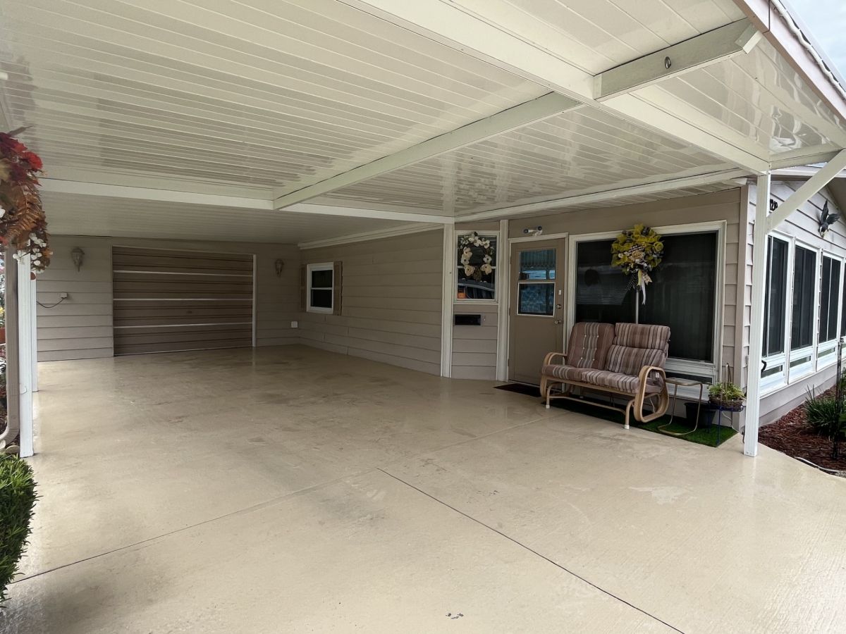 1219 Caliente Ave.