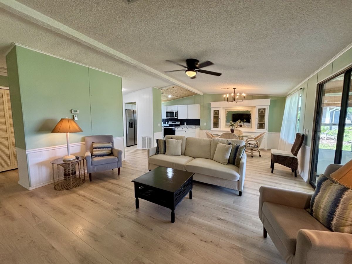 1932 BAYOU DRIVE NORTH