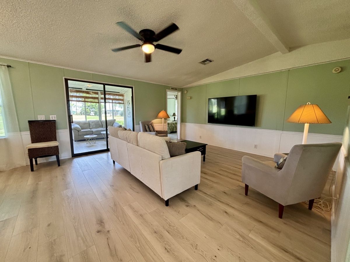 1932 BAYOU DRIVE NORTH