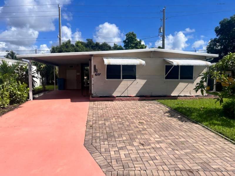 4037 Royal Manor Blvd, #152
