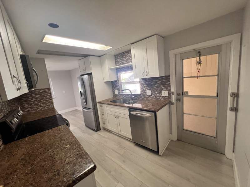 4037 Royal Manor Blvd, #152