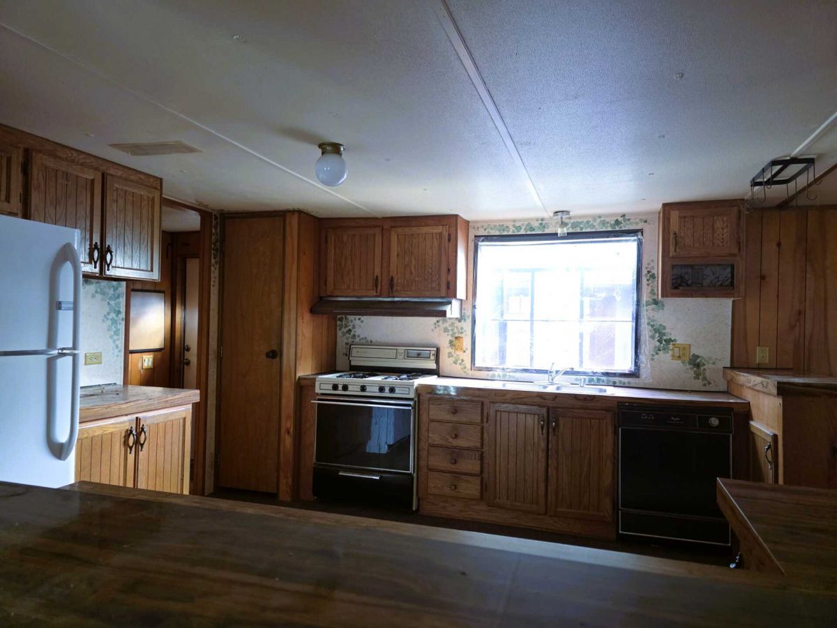 203 Hickory Circle