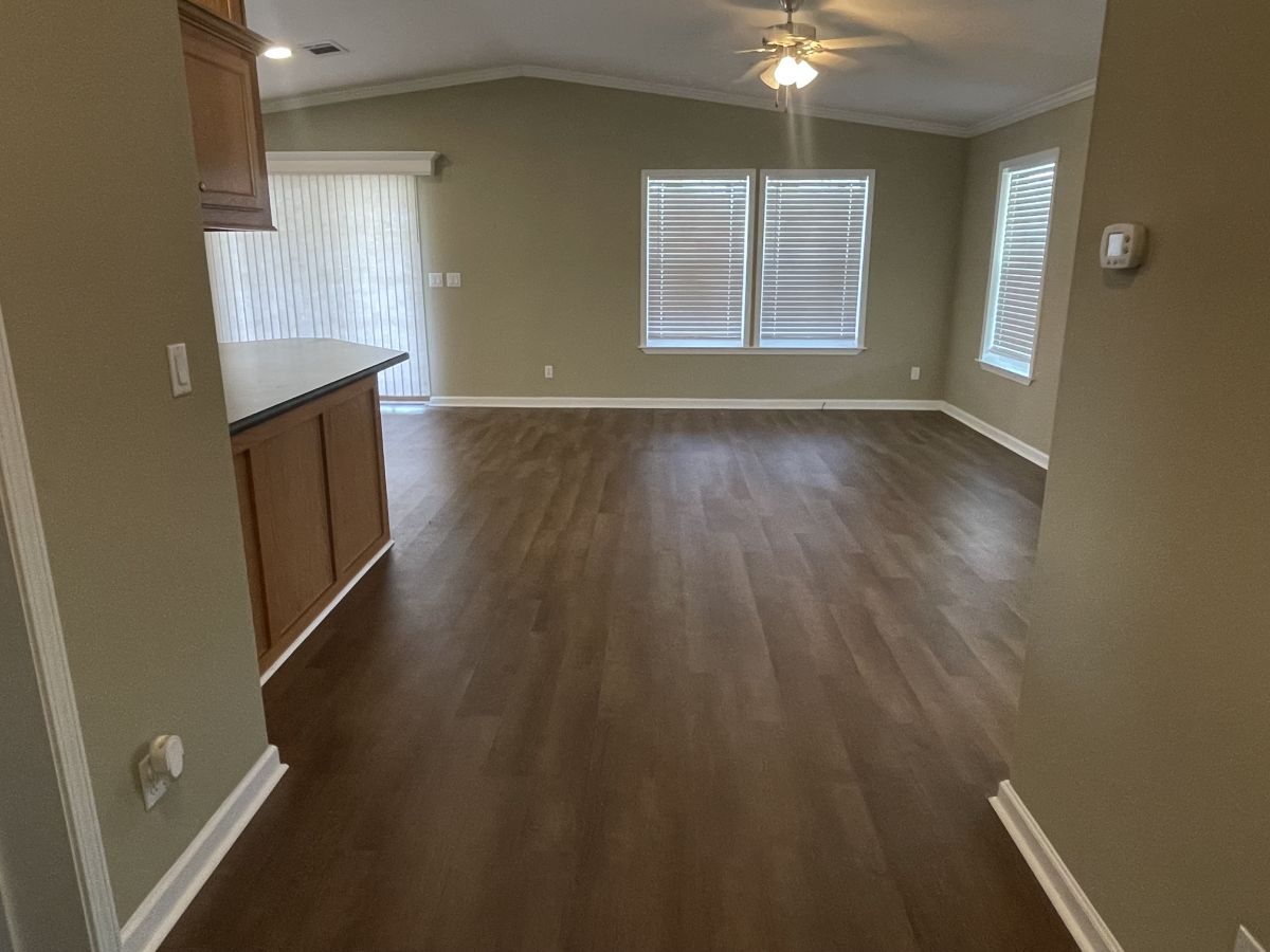 3000 US HWY 17/92 W LOT #573