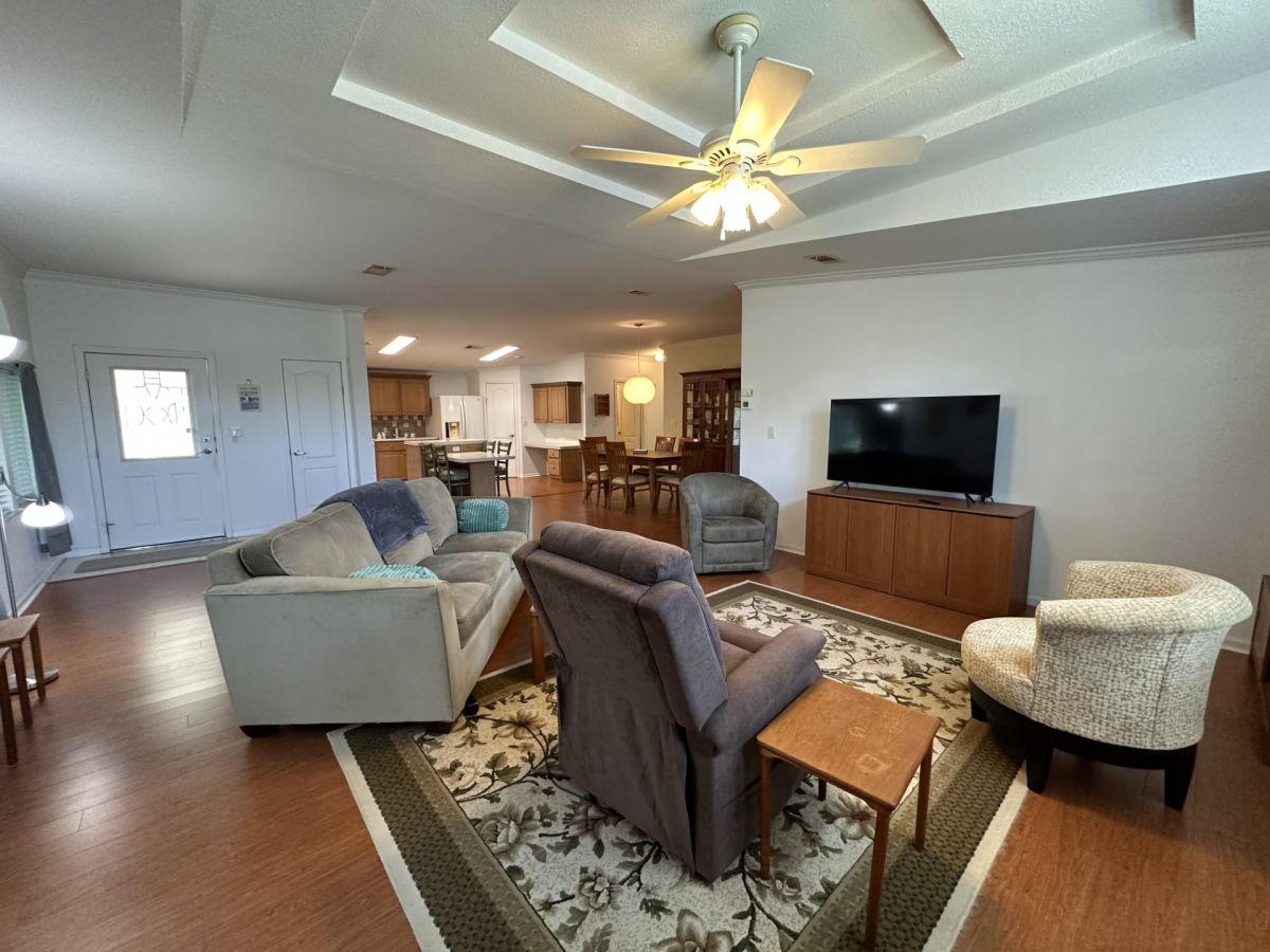 2507 KELLY DRIVE