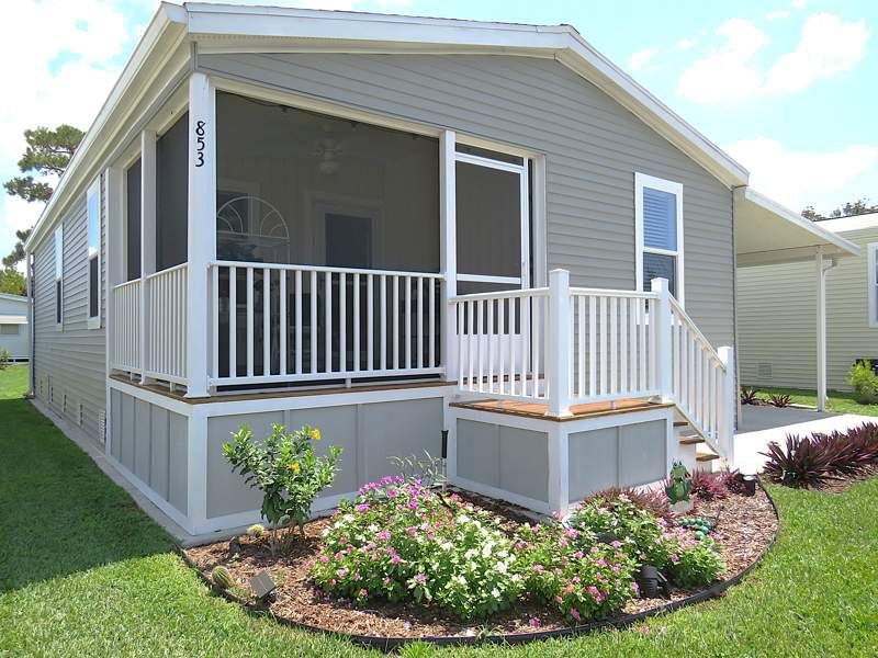 853 Sabal Palm Dr.