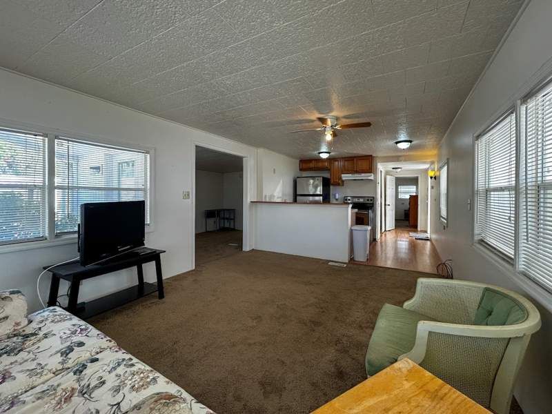 3223 N Lockwood Ridge Rd #27