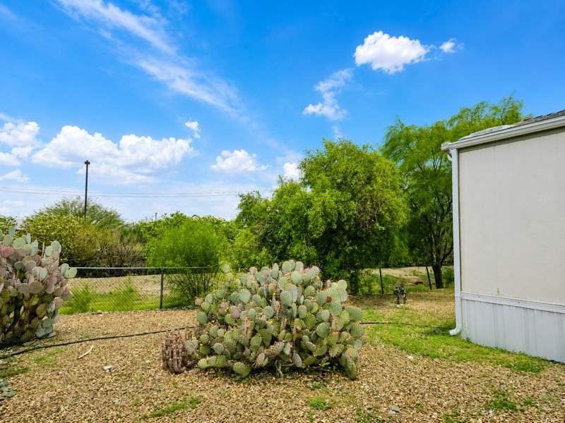 2305 W Ruthrauff Rd #L15