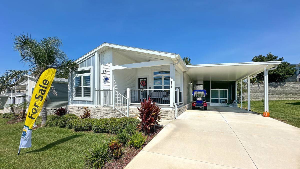 444 Snead Dr