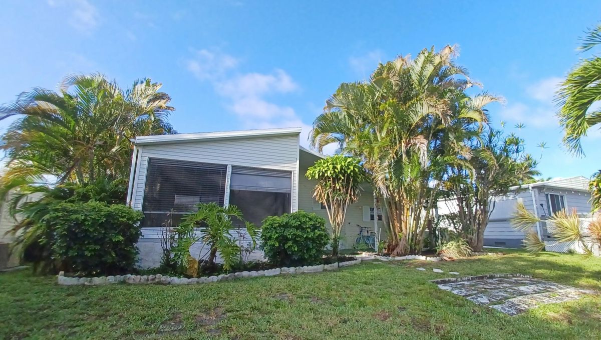 3311 NW 64 Ct