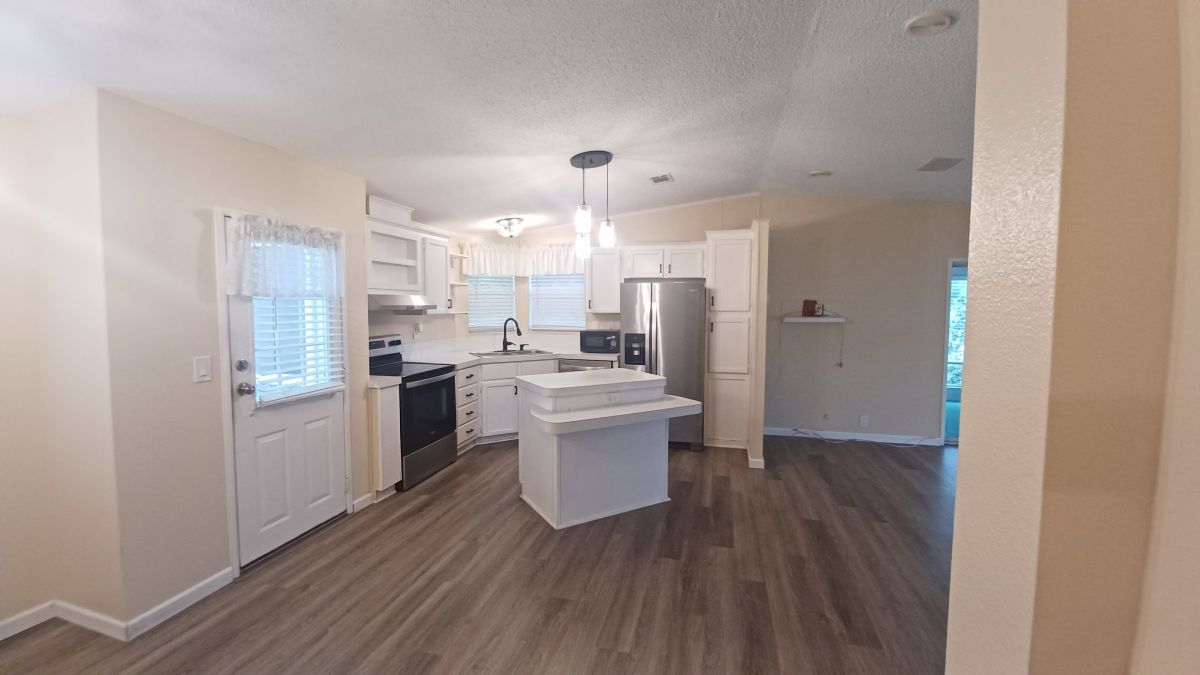 3311 NW 64 Ct