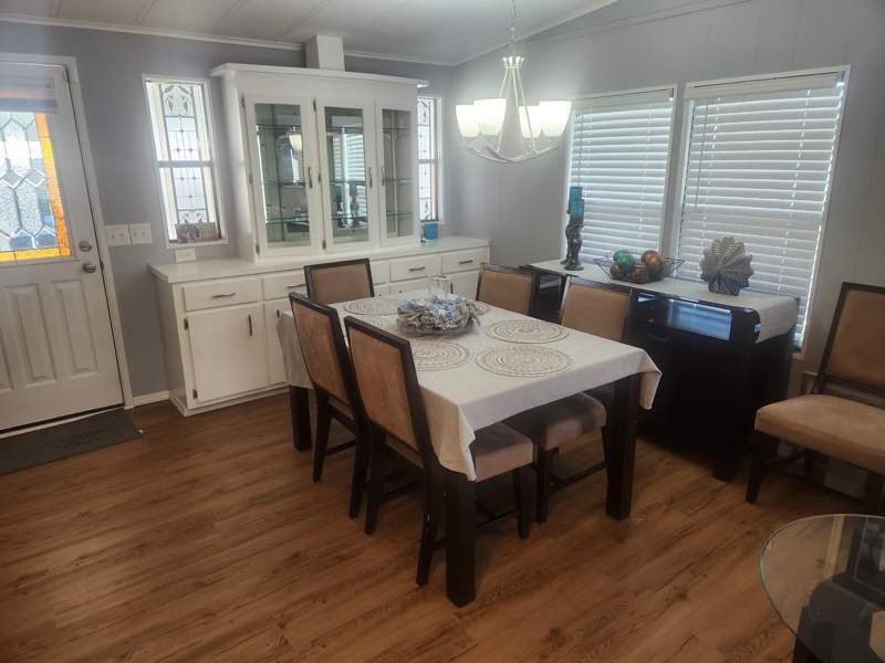 5200 28th Street North, #637
