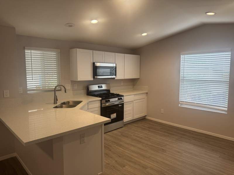 4470 E. Vegas Valley Dr. #069