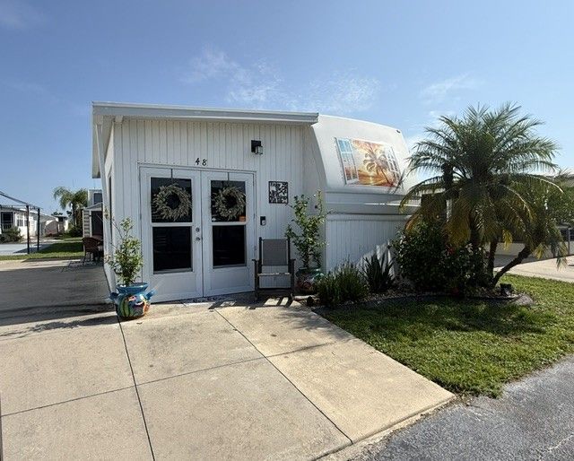 48 Angelfish Drive