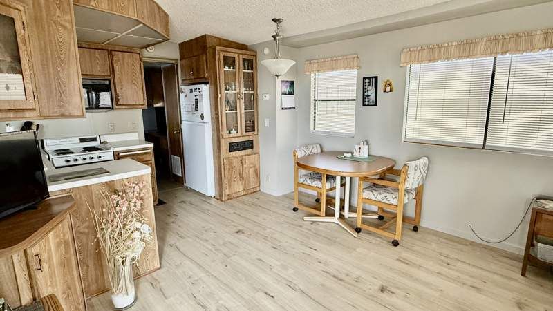 10442 N Frontage Rd #379