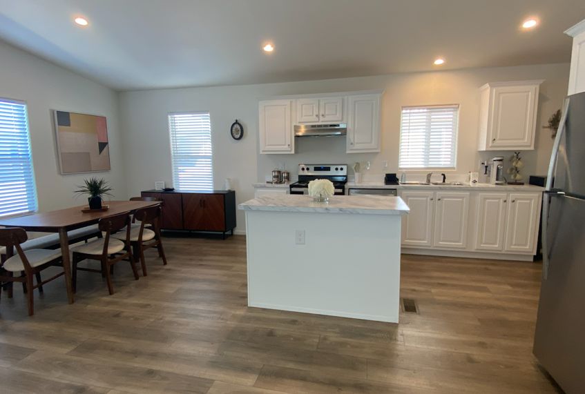 1110 North Henness Road, Site 02042