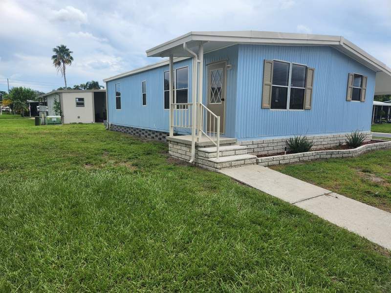 5200 28th Street North, #612