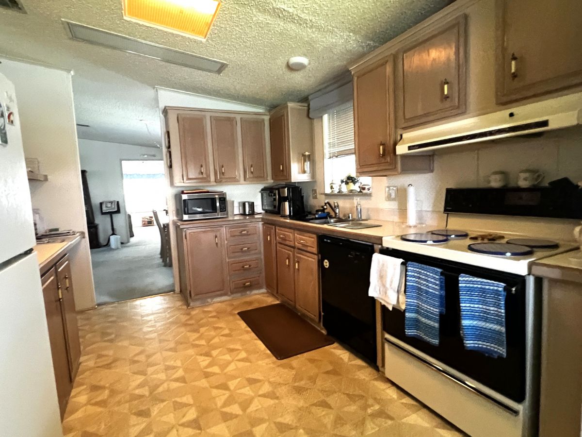 29200 S. Jones Loop Road #327