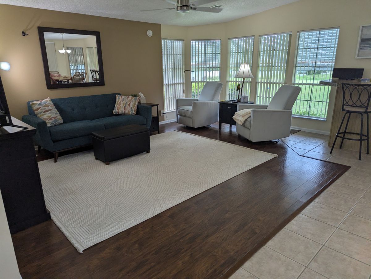 222 Golf View Dr