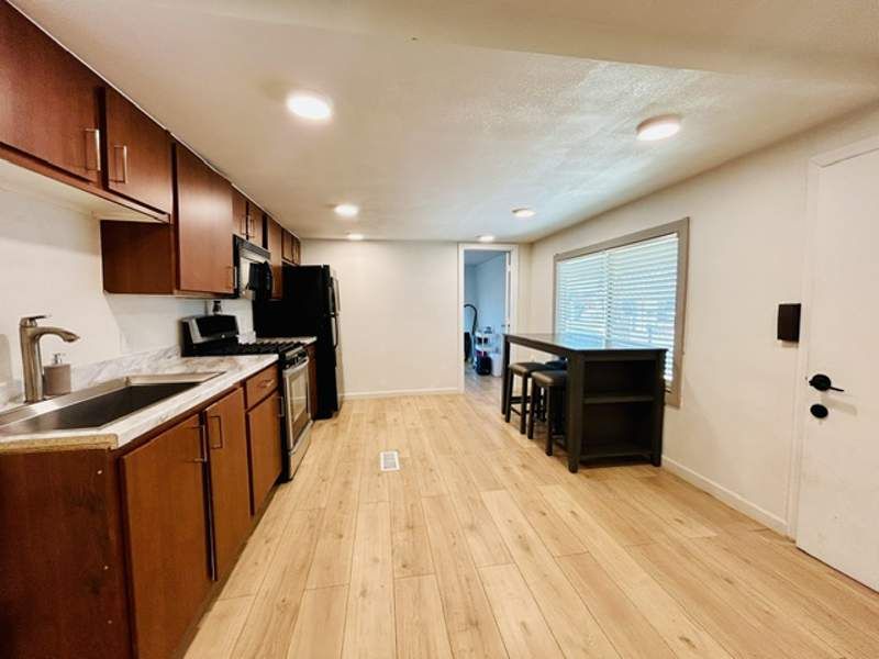 10810 N. 91st Ave. #118