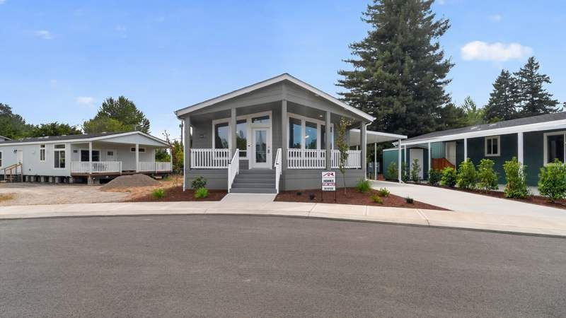 2410 Lancaster Dr. SE, #1007