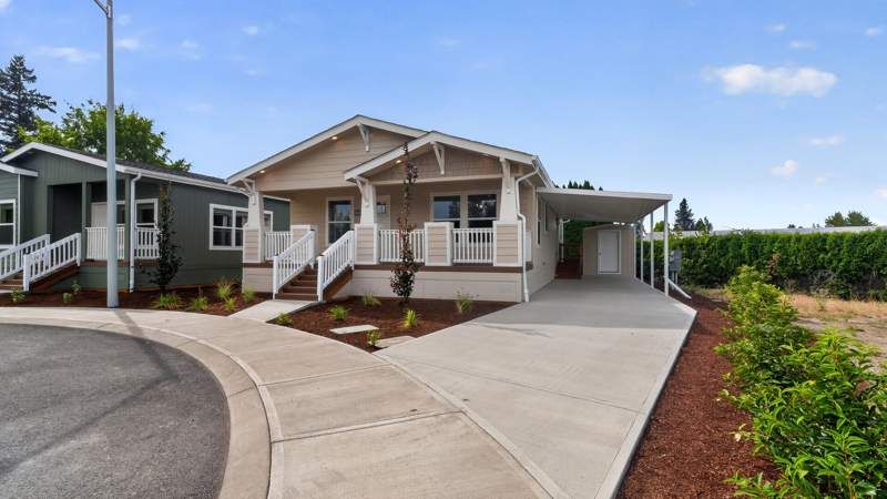 2410 Lancaster Dr. SE, #1003
