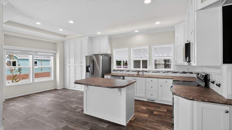 2410 Lancaster Dr. SE, #1002