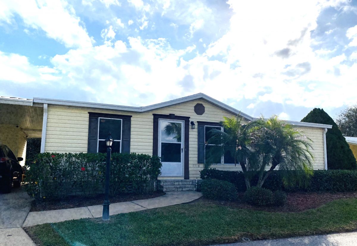 1318 Ocean Circle